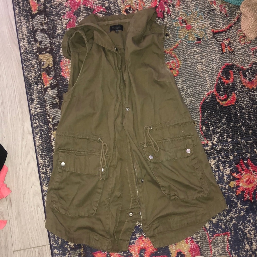 vest
